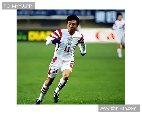 足球明星创意挑战赛用饮料代替足球展现惊人技巧与乐趣