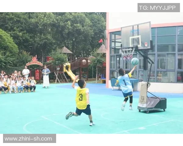 希腊篮球明星阿德格的辉煌职业生涯与对篮球的热爱探讨